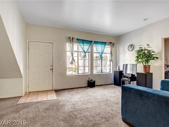 5th image of 2121 Hussium Hills St Unit 102