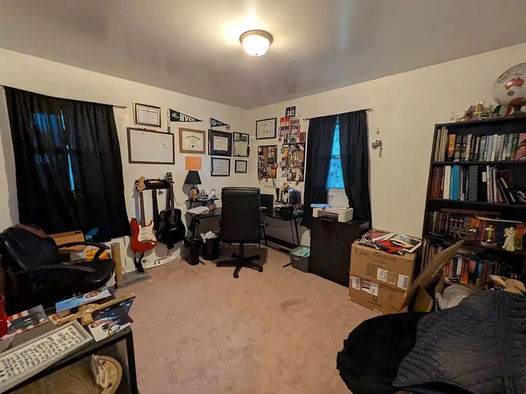 1 Andrews Rd — Photo 17
