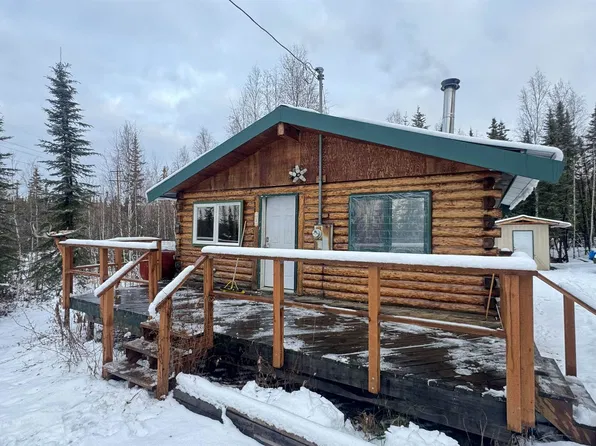 692 Brewster St, Fairbanks, AK 99712