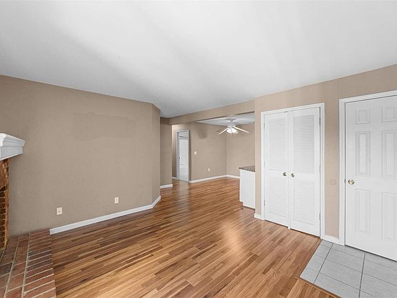 4th image of 2419 Sandalwood Creek Ct APT C