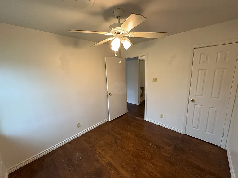3312 Lake Travis Ave — Photo 15