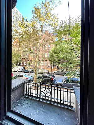 Rented by (Legacy) NY Quality Living Uptown | media 10