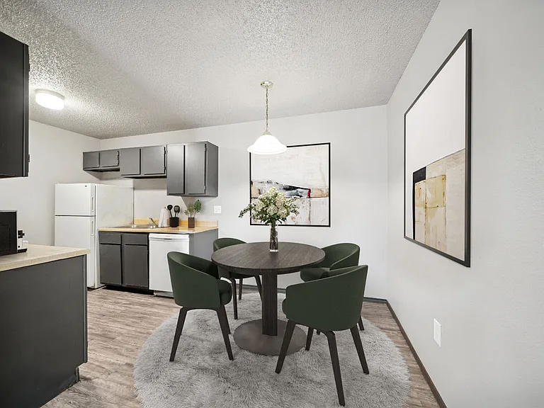 Sherwood Pointe — Photo 6