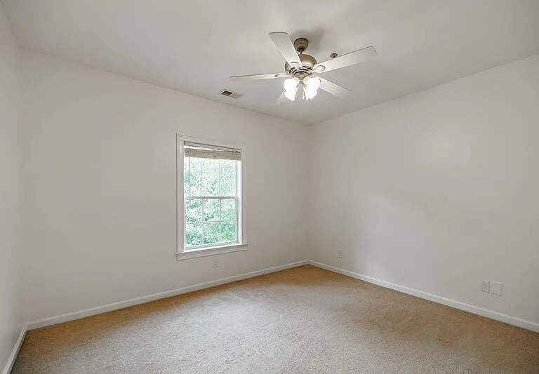 350 Wood Lake Dr #24 — Photo 24