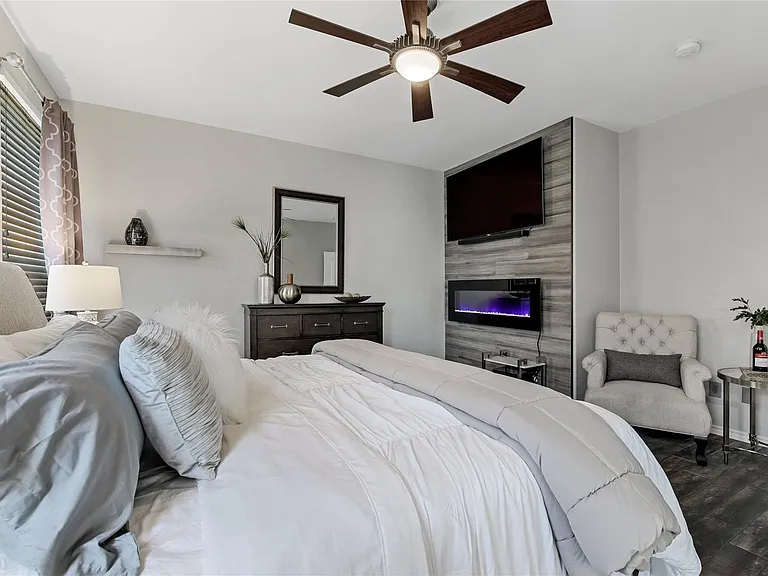1708 Cole Ln — Photo 12