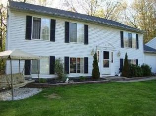 359 Manhattan Pkwy, Painesville, OH 44077