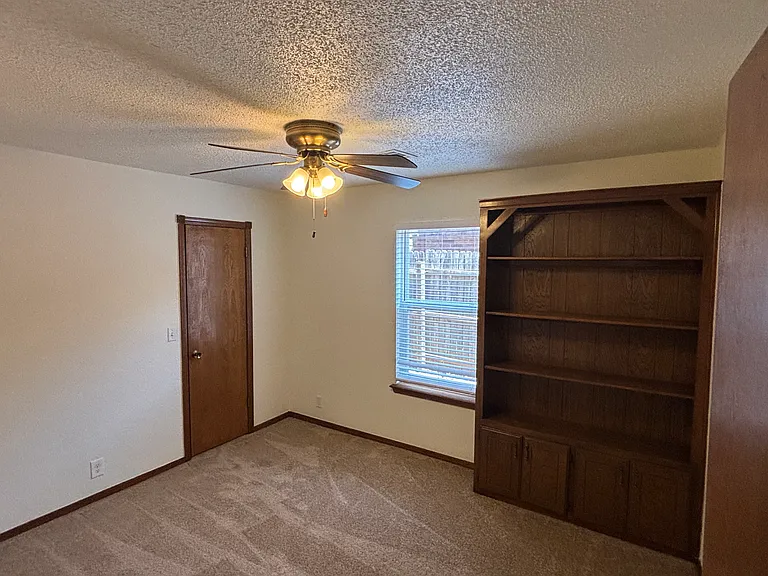 21 Pueblo — Photo 8