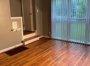 1050 S Kellner Rd, Columbus, OH 43209