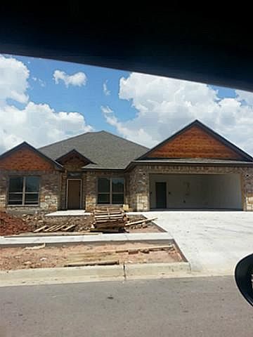 1st image of 350 Southwind Cir