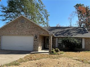 403 N 39th Pl, Rogers, AR 72756