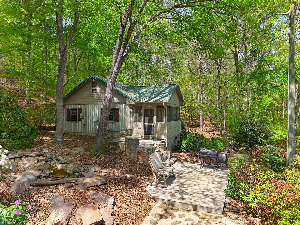 1st image of 1719 Naomi Rd
