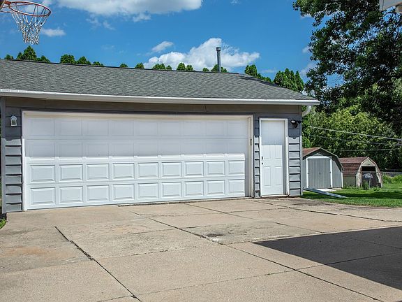 3rd image of 3408 Veralta Dr
