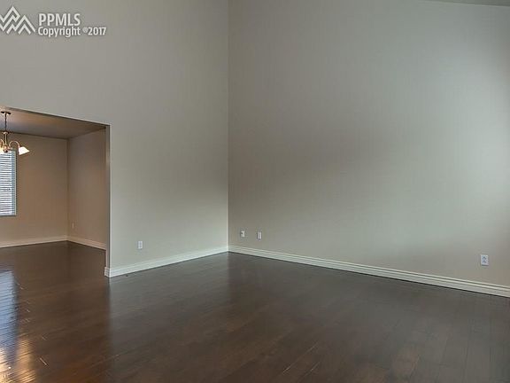 Gorgeous Floors, Vaulted Ceiling