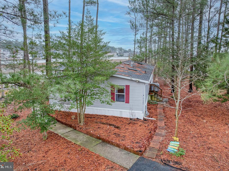 1st image of 21364 Point Cir #39812