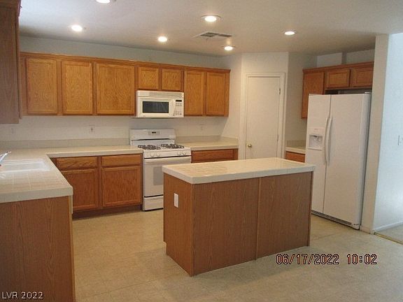 4th image of 9818 Maidenfair Ct