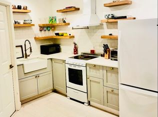 908 Boston Neck Rd APT 37, Narragansett, RI 02882