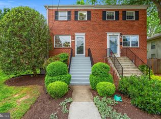411 E Howell Ave #A, Alexandria, VA 22301