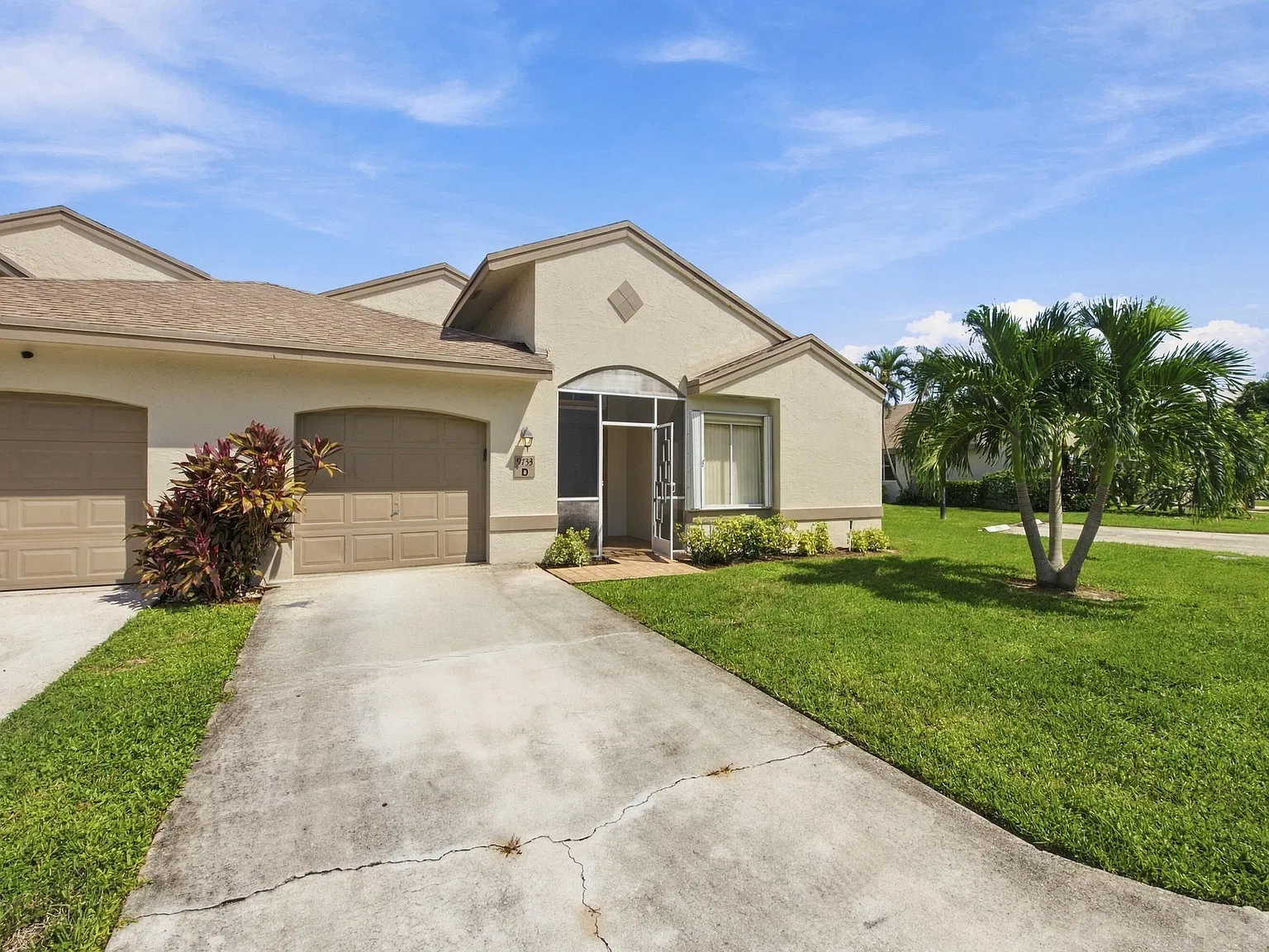 3 bed, 2.0 bath, 1566 sqft, $3,500 — Photo 3