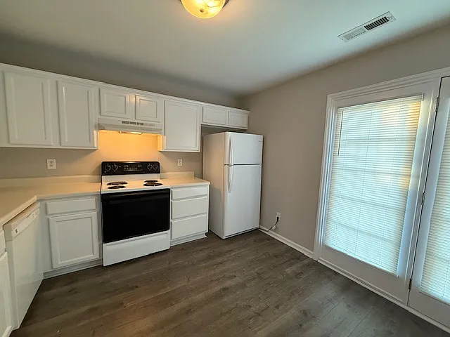 1724 Kay St — Photo 8