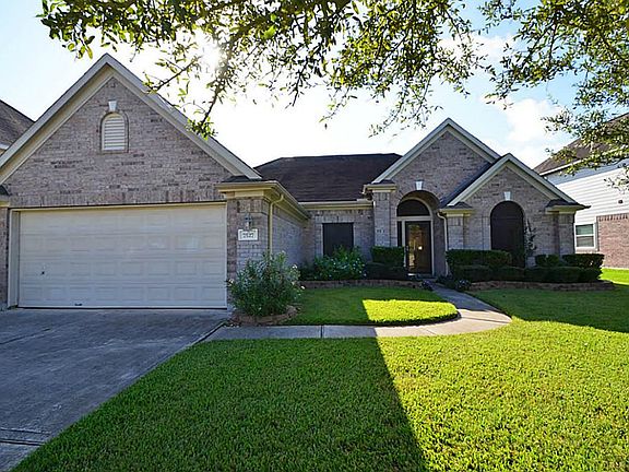 3rd image of 7527 Lassiter Hollow Ln