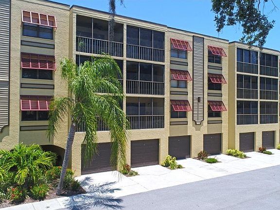 2nd image of 5817 Park St N APT 303