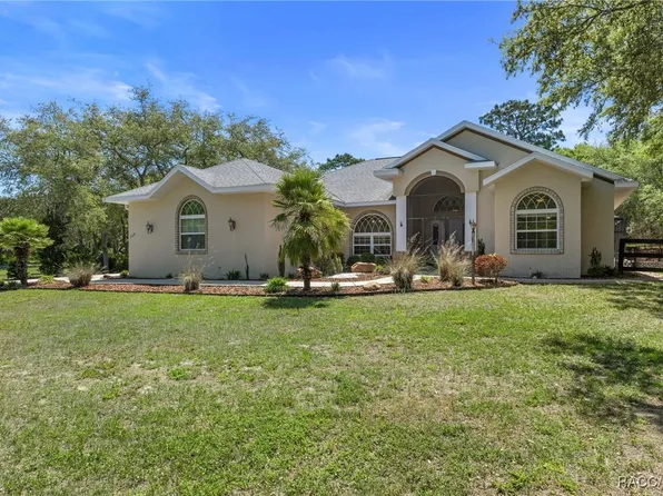 2234 W Begonia Dr, Beverly Hills, FL 34465