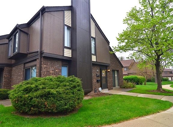 2nd image of 8580 N Servite Dr #8580