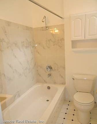 4th image of 3063 Sacramento St APT 19