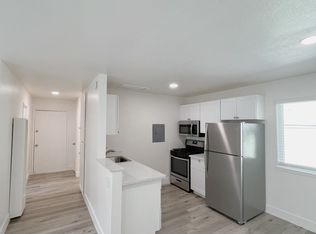 2711 F St APT 6, Sacramento, CA 95816