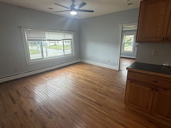 2nd image of 66 Middle Rd #2