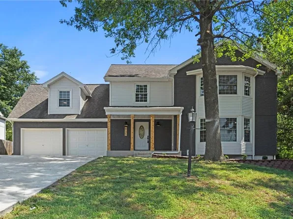 625 Allcutt Ave, Bonner Springs, KS 66012