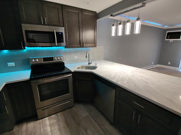 3rd image of 850 Des Plaines Ave APT 208