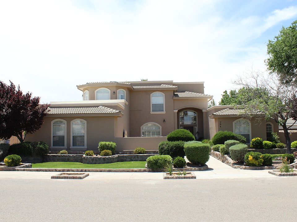 1st image of 704 Scott Ln