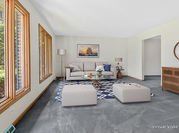 5th image of 21W740 Dorchester Ct