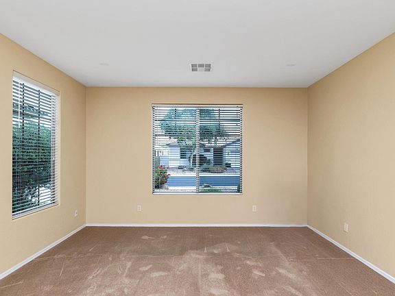 3rd image of 6013 W PARK VIEW Lane