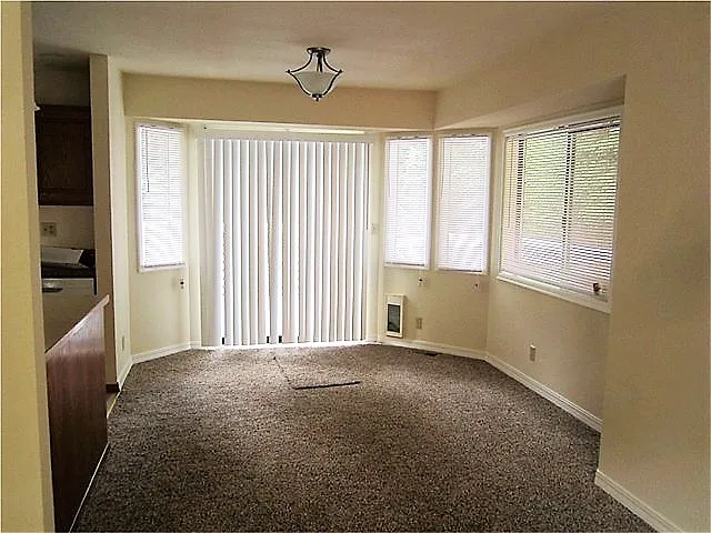 25980 NW Circle Dr S — Photo 2