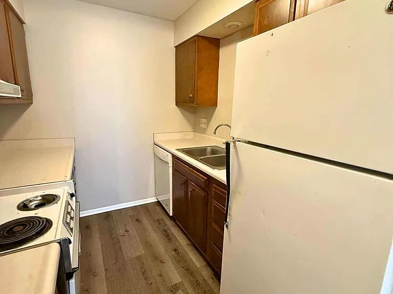 3310 SW 7th St — Photo 3