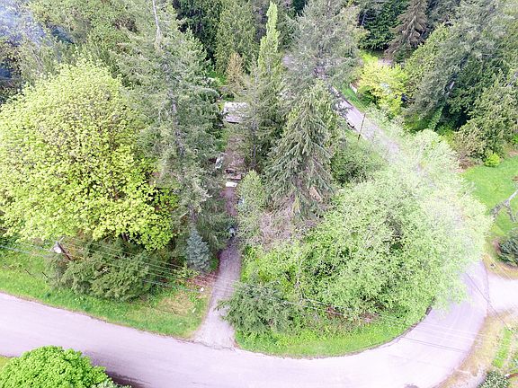 2nd image of 3605 278th Pl NE
