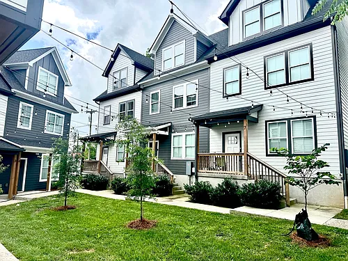 200 Raymond St. Photo 1