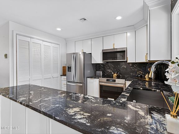 5th image of 4 Friendship Court