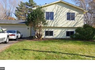 12900 Monticello Ln, Champlin, MN 55316