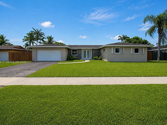 2nd image of 15445 SW 99th Ct