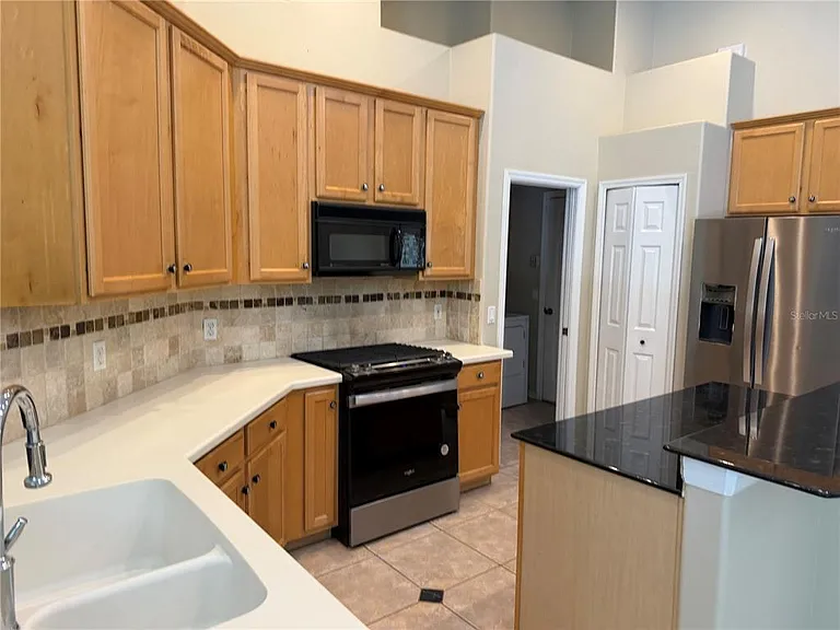 6506 Waters Edge Way — Photo 7