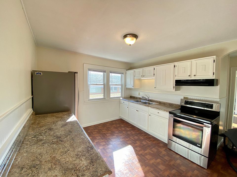 1st image of 244-46 Woodruff Ave #244