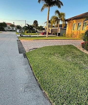 5th image of 5222 Sarasota Ct