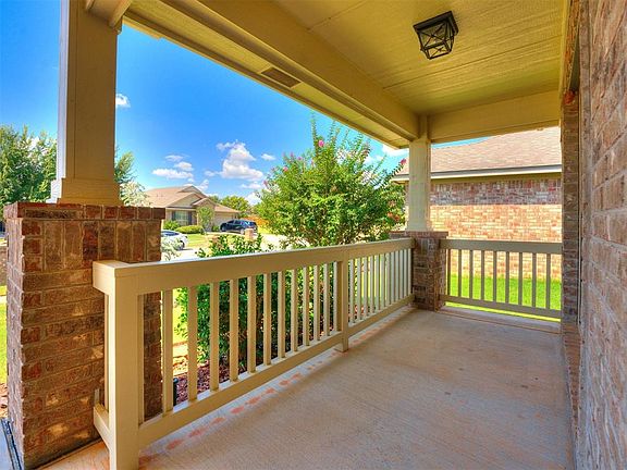 4th image of 3403 Bergen Peak Dr