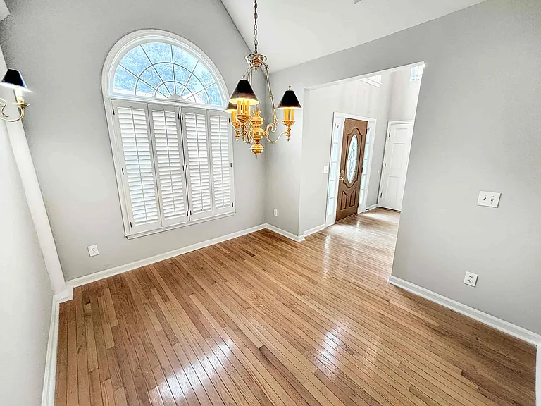 2092 Drogheda Ln — Photo 7