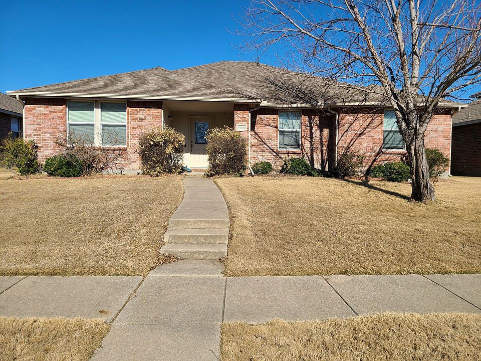 1st image of 3000 Lake Vista Dr