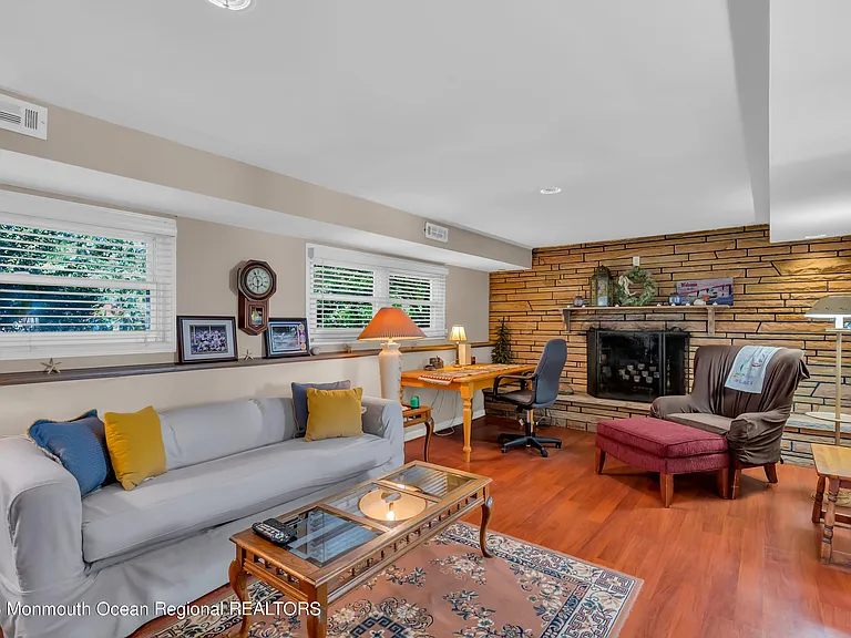 1305 Allaire Rd — Photo 22