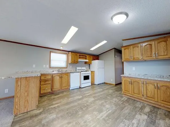 139 American Ave, Bismarck, ND 58504